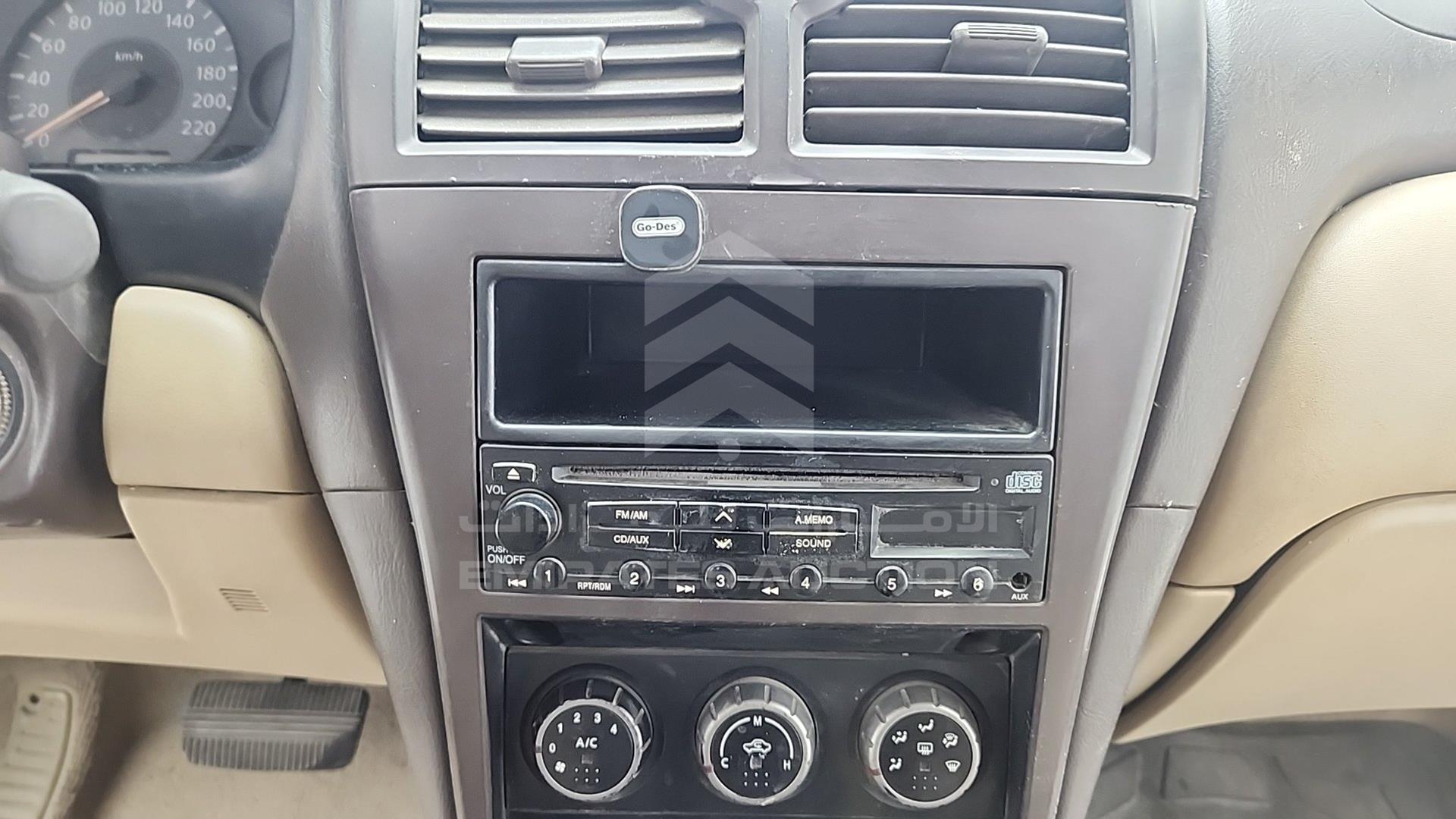 2011 NISSAN SUNNY VIN: KNMCC42H8BP847082