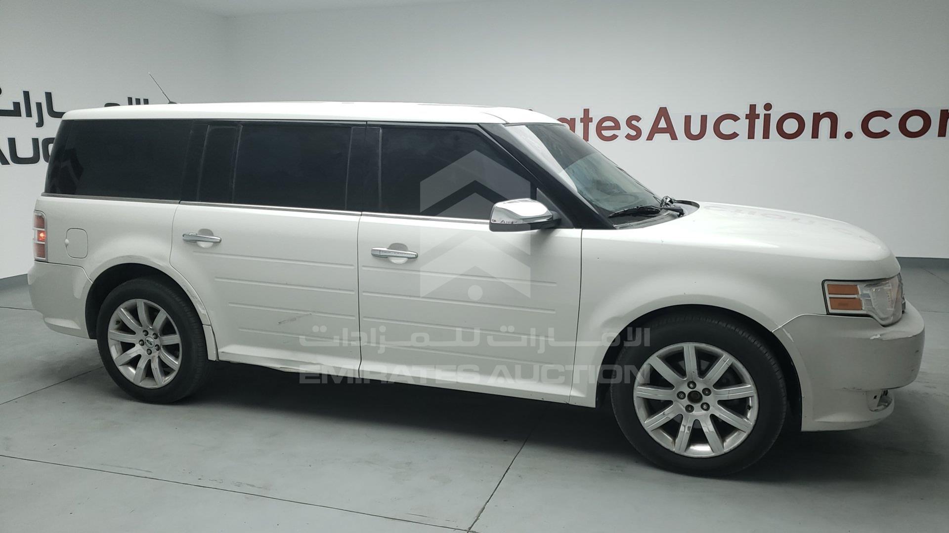 2009 FORD FLEX VIN: 2FMEK63C99BA45616