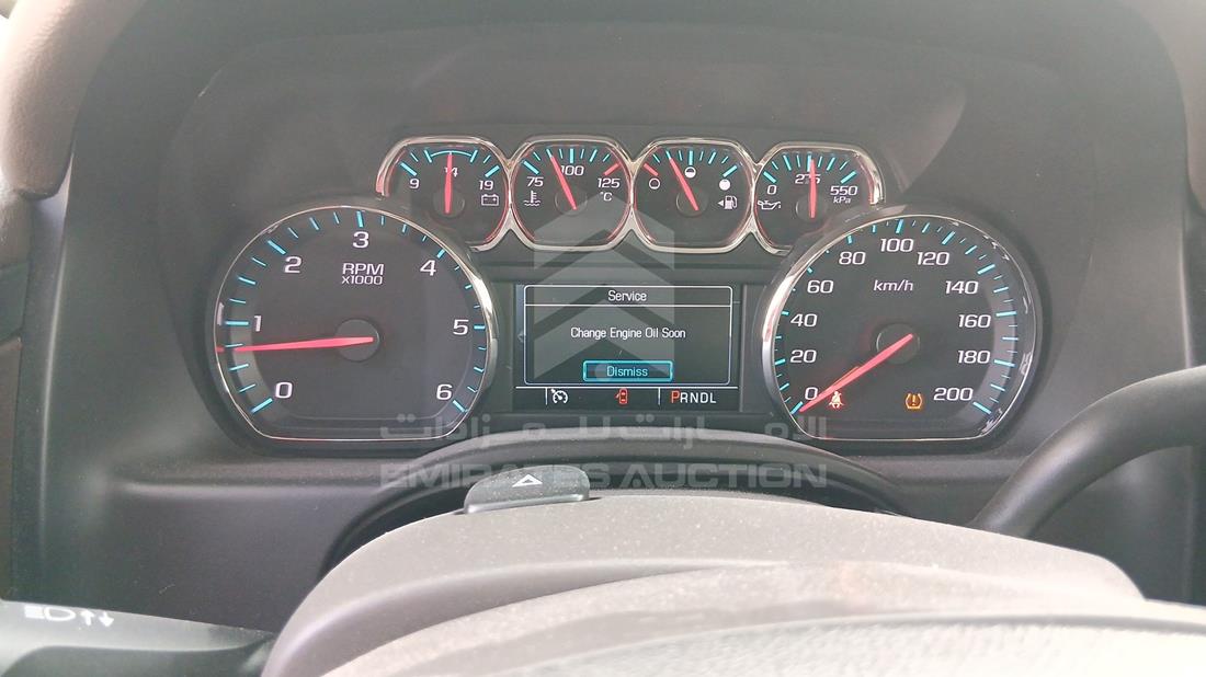 2019 Chevrolet Suburban — Speedometer & RPM Gauges — Photo 15