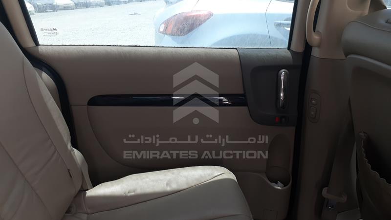 KNAMH817XF6582700 Auction: EmiratesAuction Lot: 405841 KNAMH817XF6582700 Kia Carnival 2015 GREY Photo 20