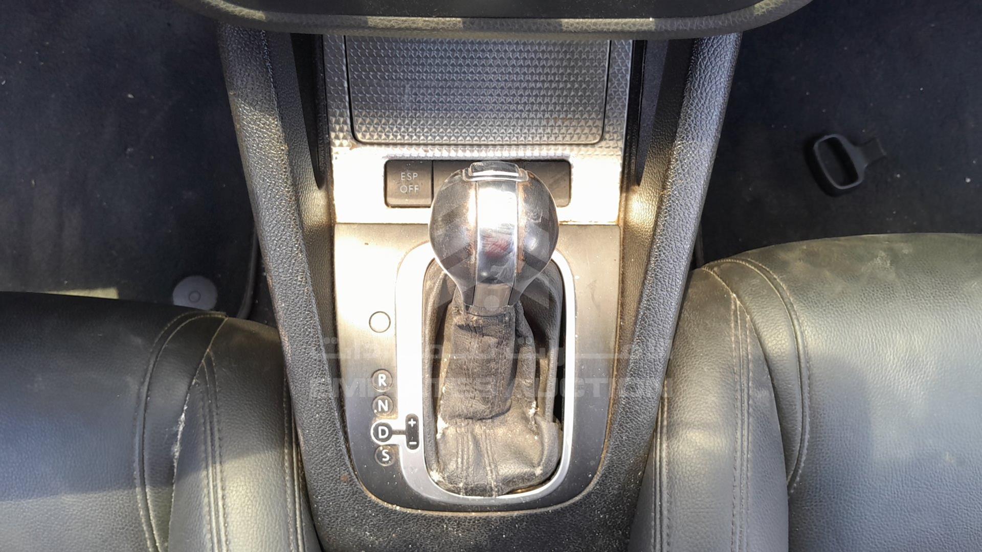 2009 VOLKSWAGEN GOLF R32 VIN: WVWPM11K29W029941