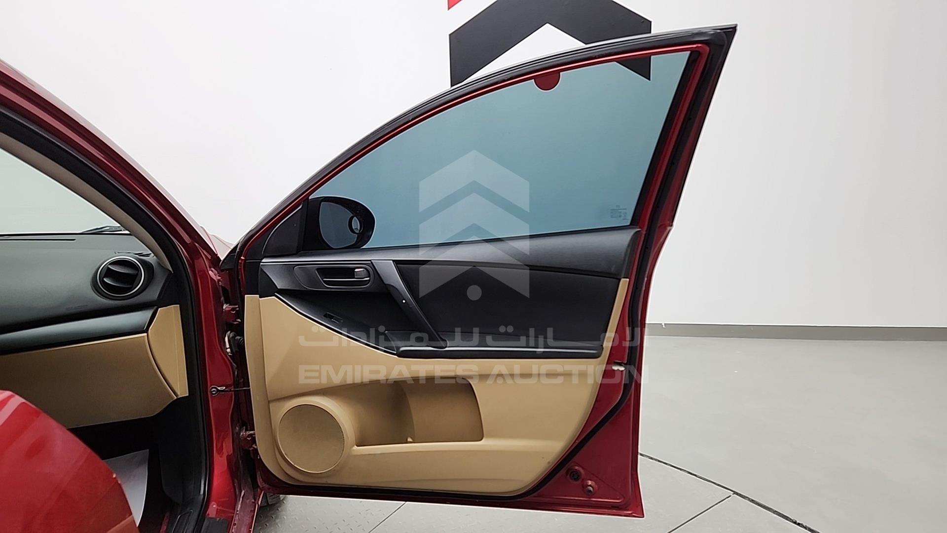 2011 MAZDA 3 VIN: JM7BL12Z2B1226125