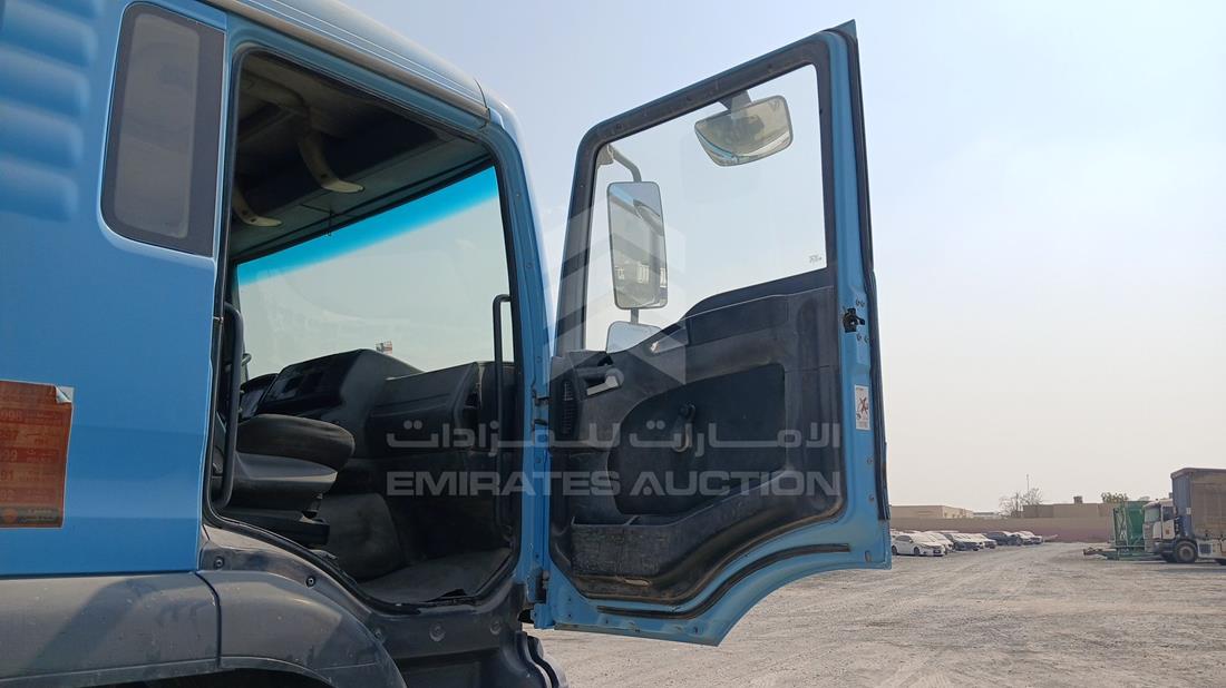 2006 Man TGA 33.360 — Front Right Door — Photo 20