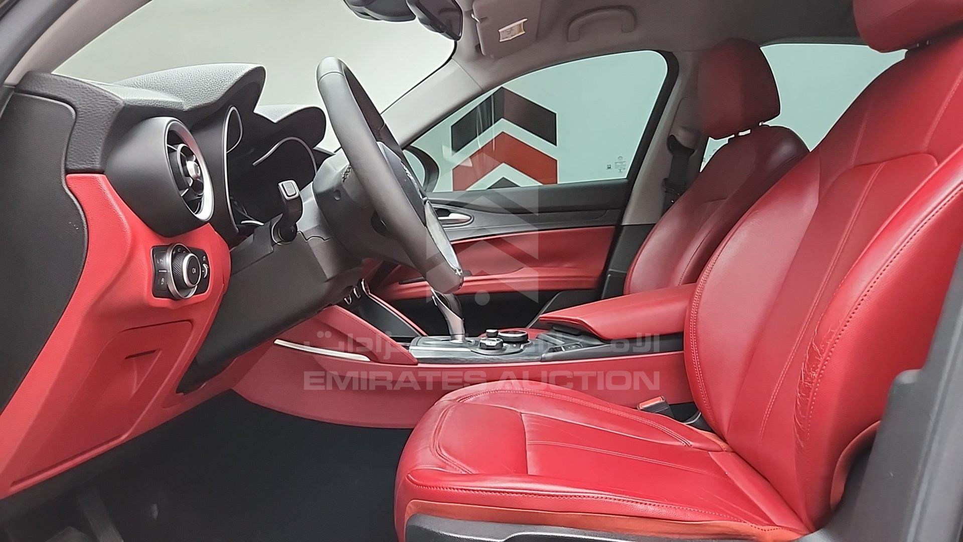2019 ALFA ROMEO STELVIO VIN: ZASPAHBN4K7C52693