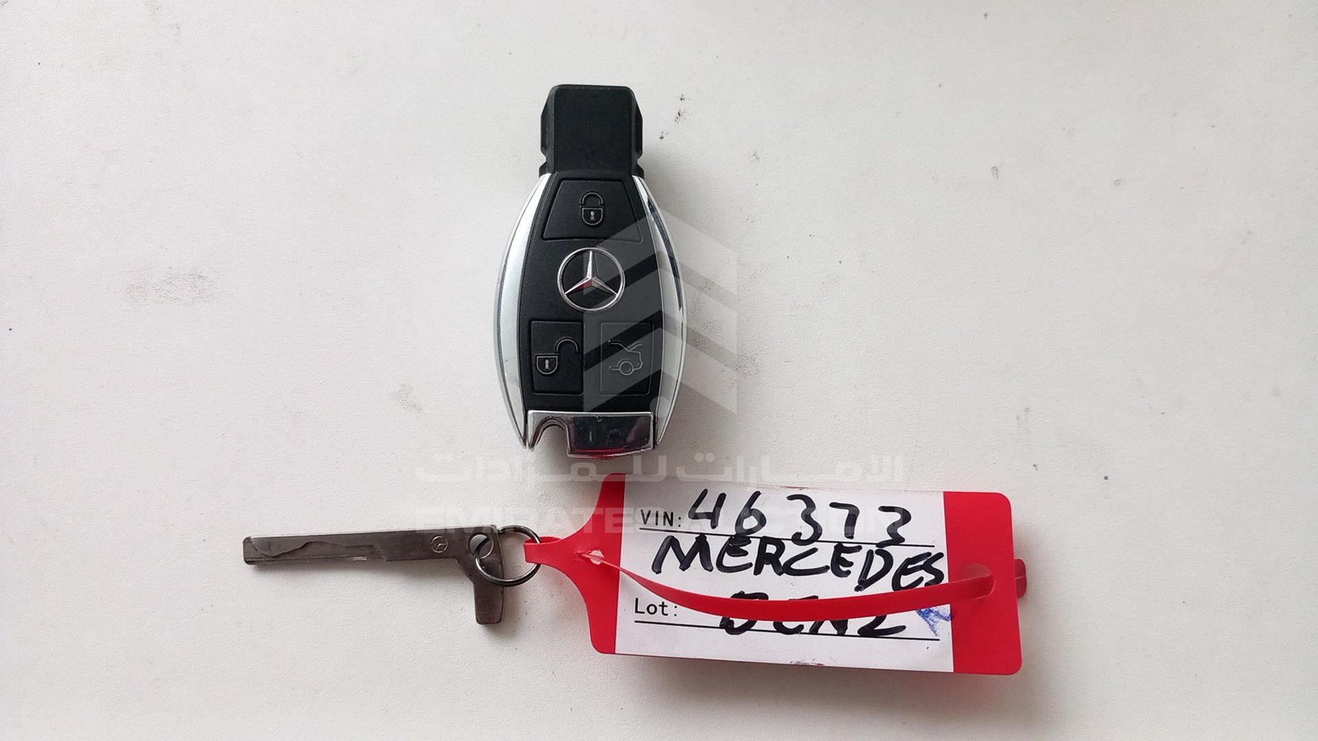 2016 MERCEDES S 63 VIN: WDDUG7JB6GA246373