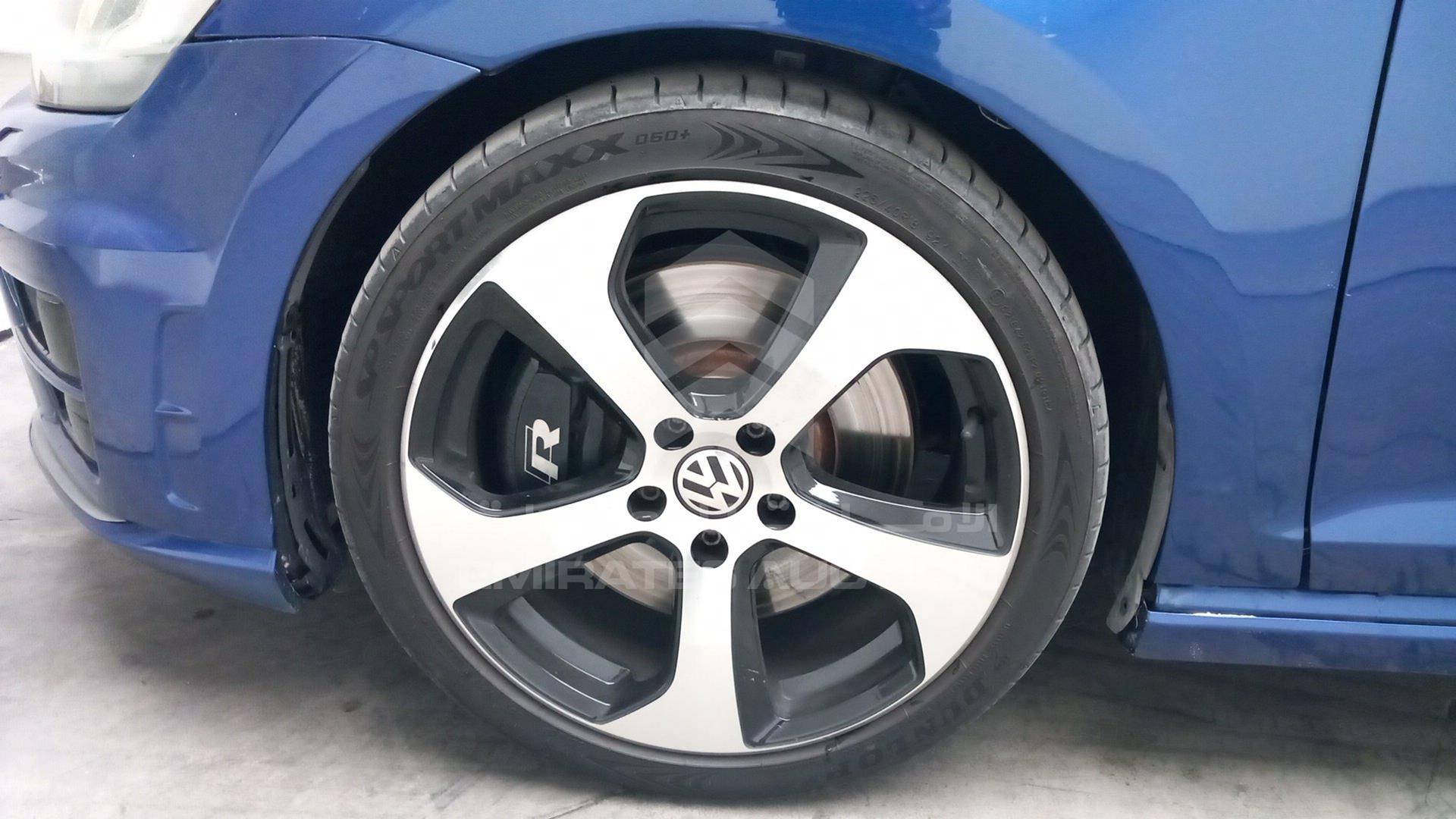 2016 VOLKSWAGEN GOLF VIN: WVWGR2AU5GW209243