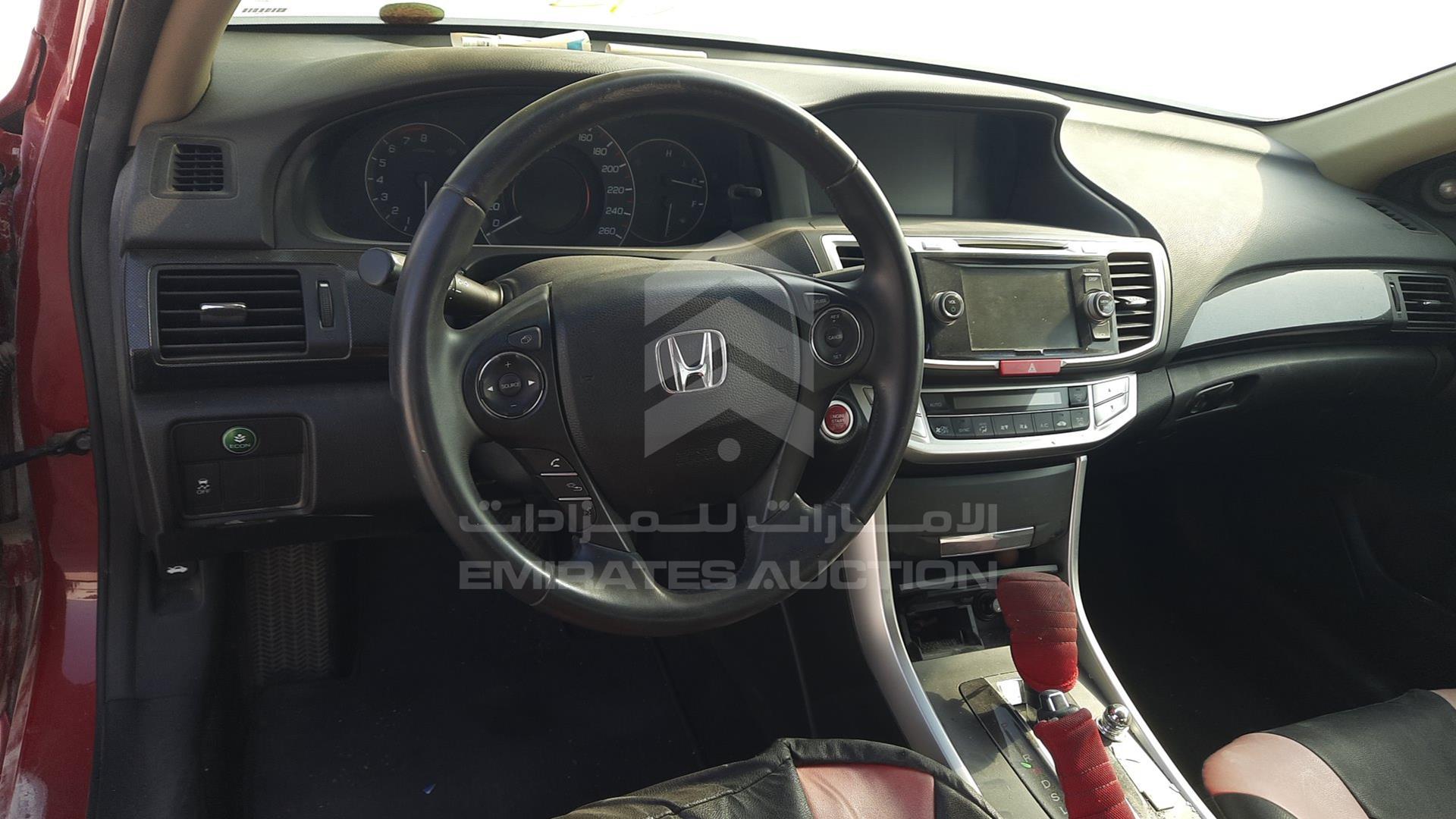 2015 HONDA ACCORD VIN: 1HGCT1275FA600702