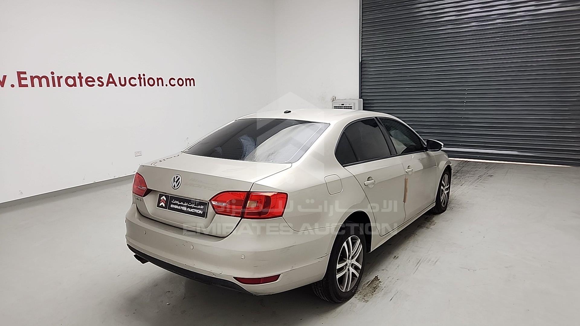 2014 VOLKSWAGEN JETTA VIN: WVWRV1AJ4EM215497