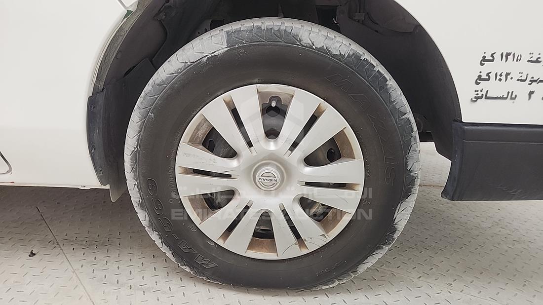 2021 Nissan Urvan — Front Right Tyre — Photo 24