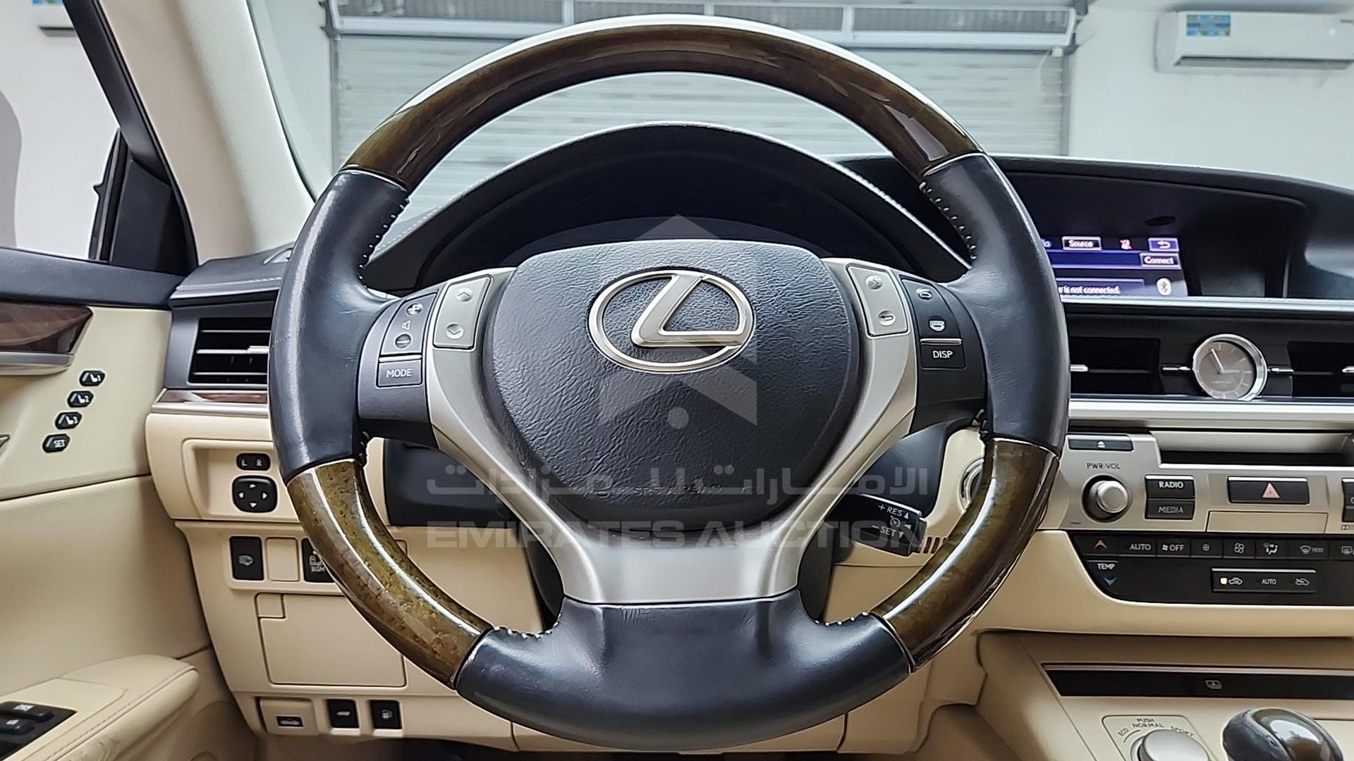 2015 LEXUS ES 350 VIN: JTHBK1GG4F2170952
