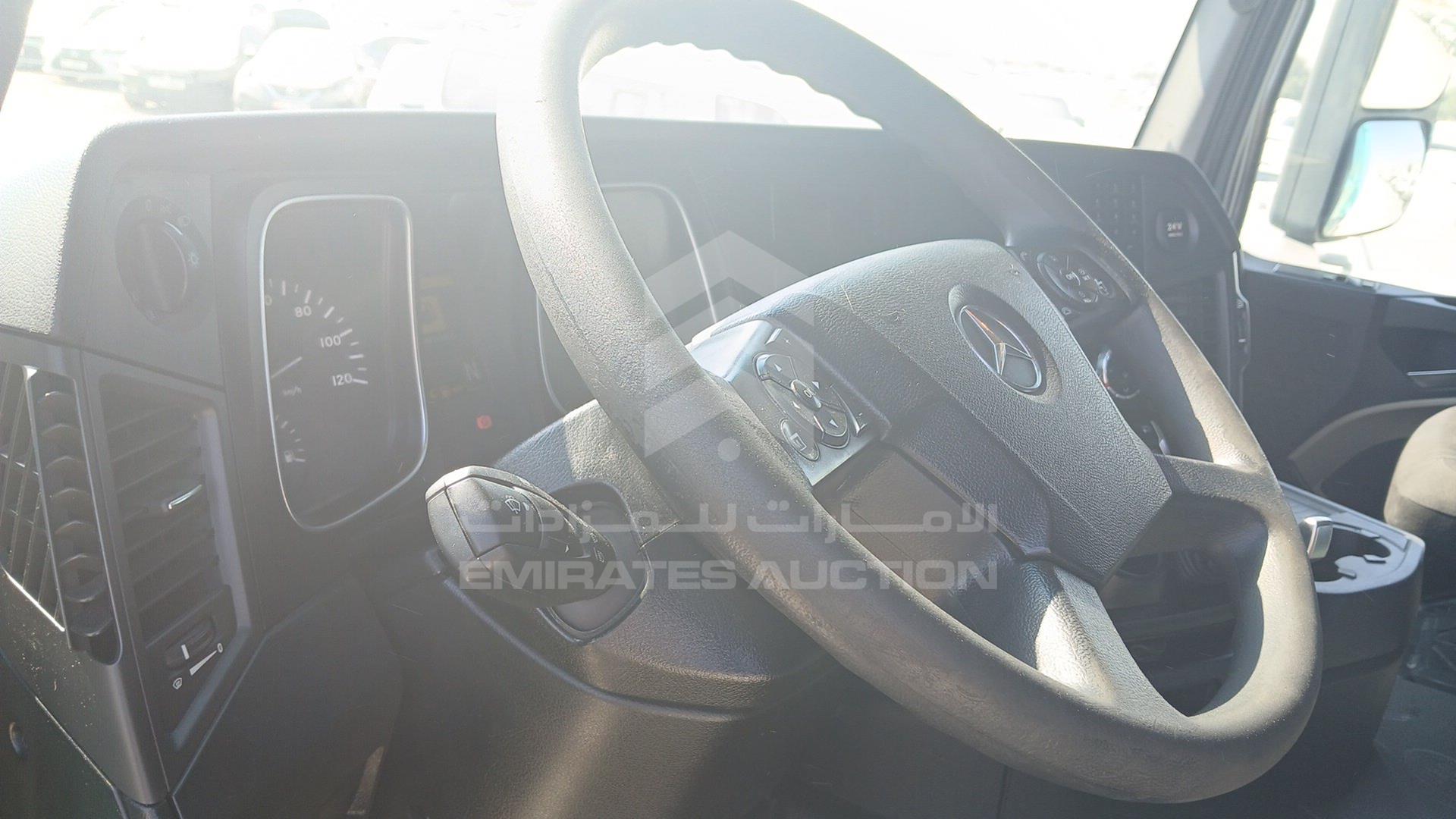 2015 MERCEDES --- VIN: WDB9634031L923700
