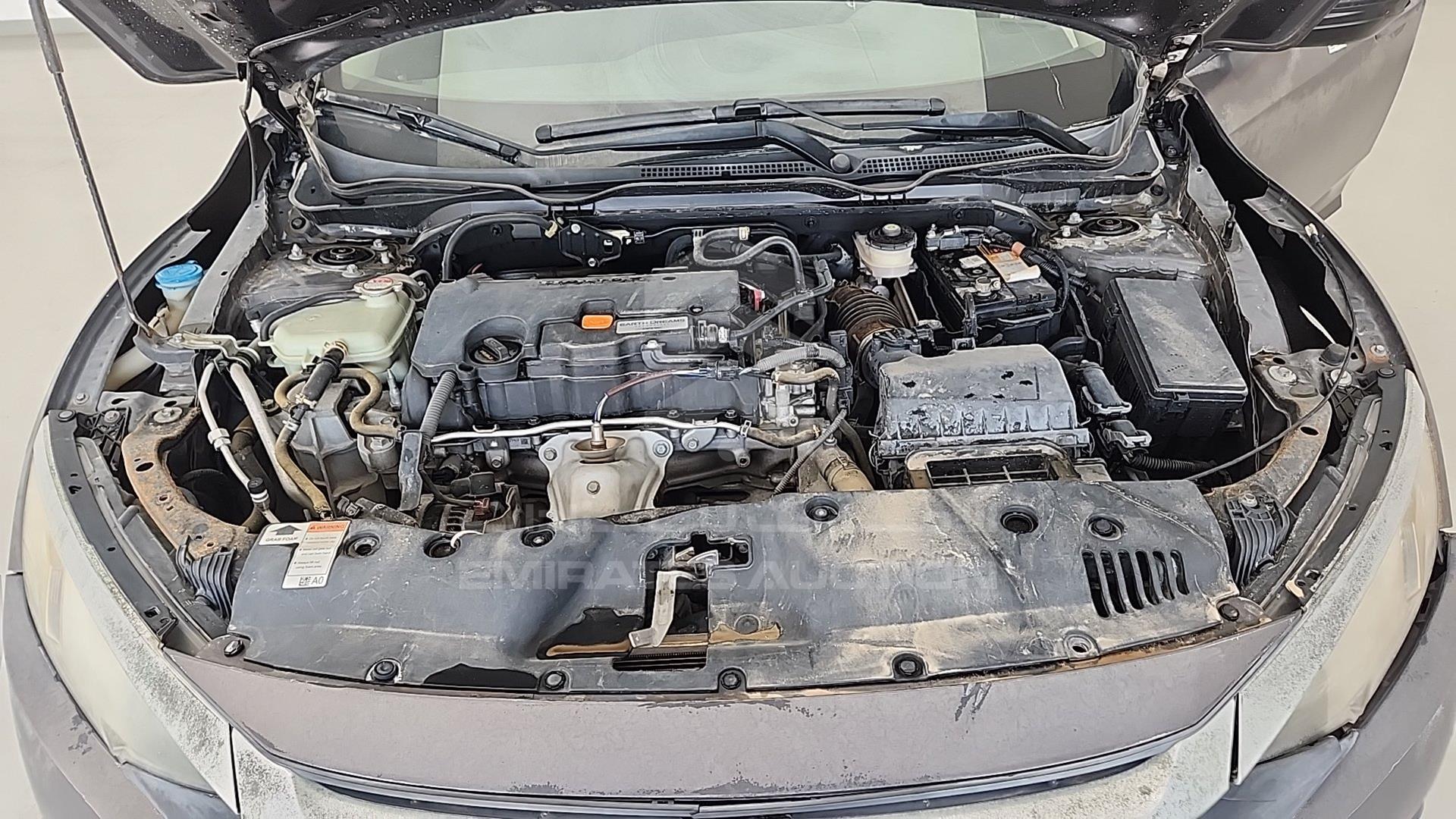 2018 HONDA CIVIC VIN: 2HGFC2F70JH592807
