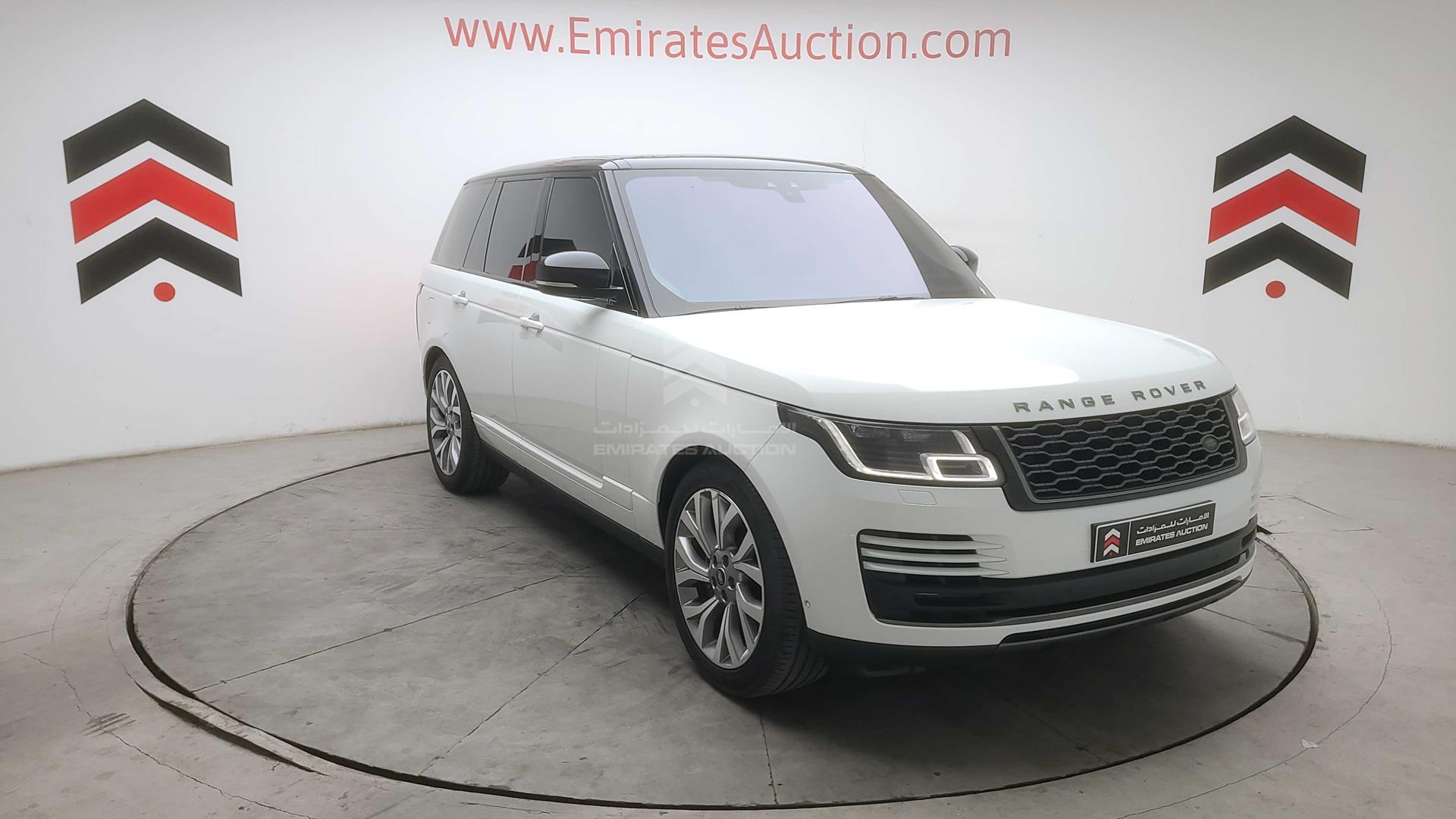 2018 RANGE ROVER HSE VIN: SALGA2BV4JA399290