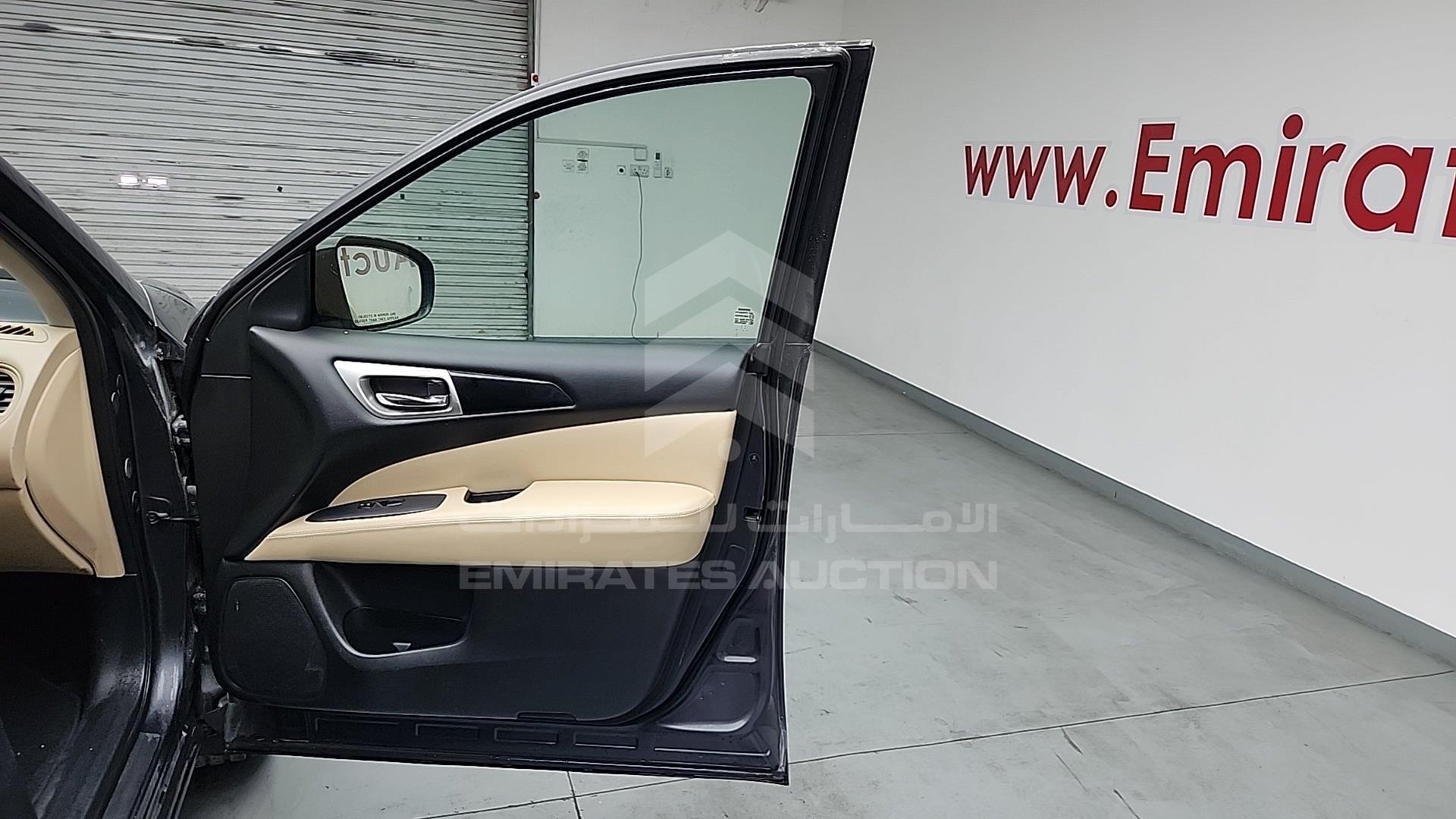 2013 NISSAN PATHFINDER VIN: 5N1AR2MM7DC666727