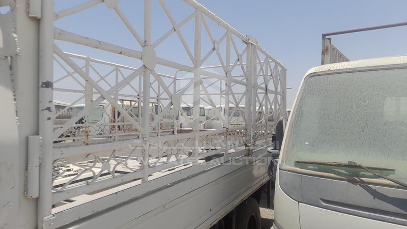 JAAKP34G987P20999 Auction: EmiratesAuction Lot: 409144 JAAKP34G987P20999 Isuzu NPR 2008 WHITE Photo 17