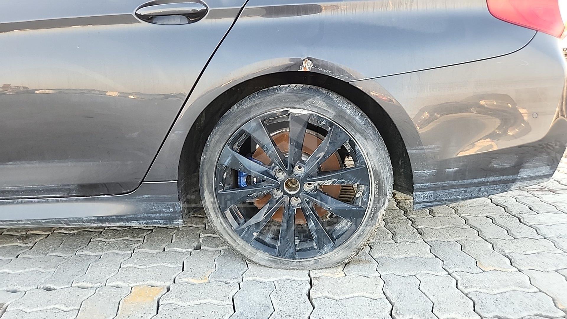 2020 BMW 530 VIN: WBAJR5102LWW74865