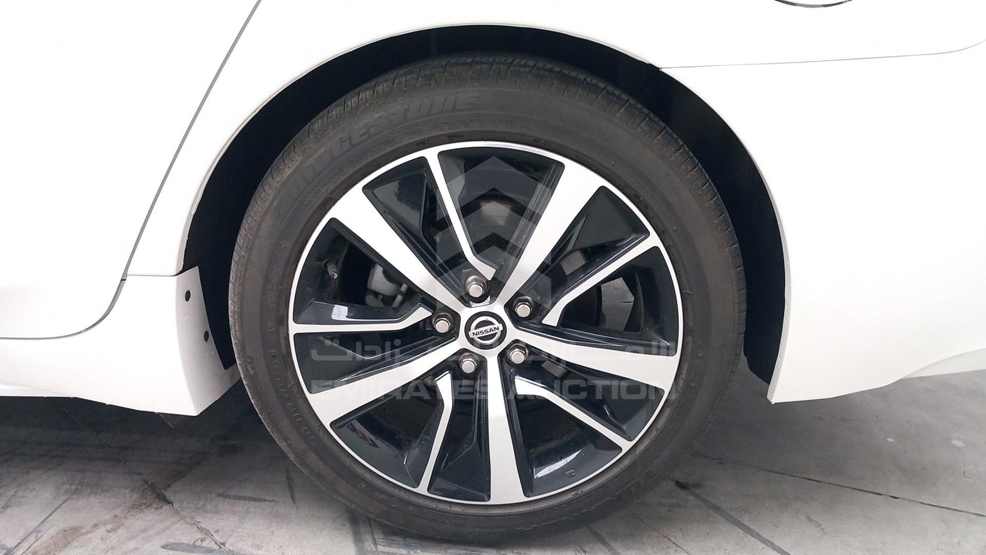 2022 NISSAN MAXIMA VIN: 1N4AA6AP2NC509275