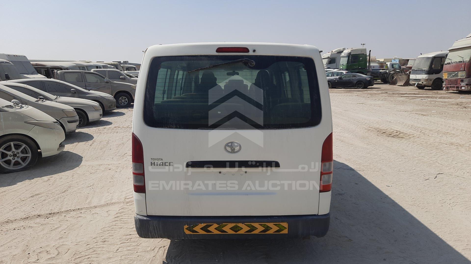 2010 TOYOTA HIACE VIN: JTGJX02P8A0033083