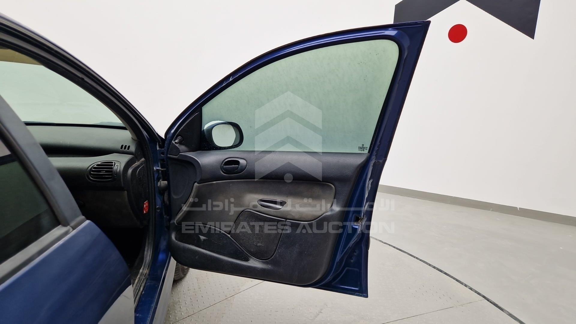 2007 PEUGEOT 206 VIN: VF32AKFWR7H000073