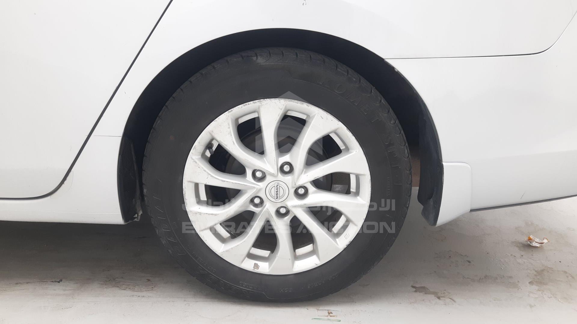 2017 NISSAN SENTRA VIN: 3N1AB7AP2HY272444