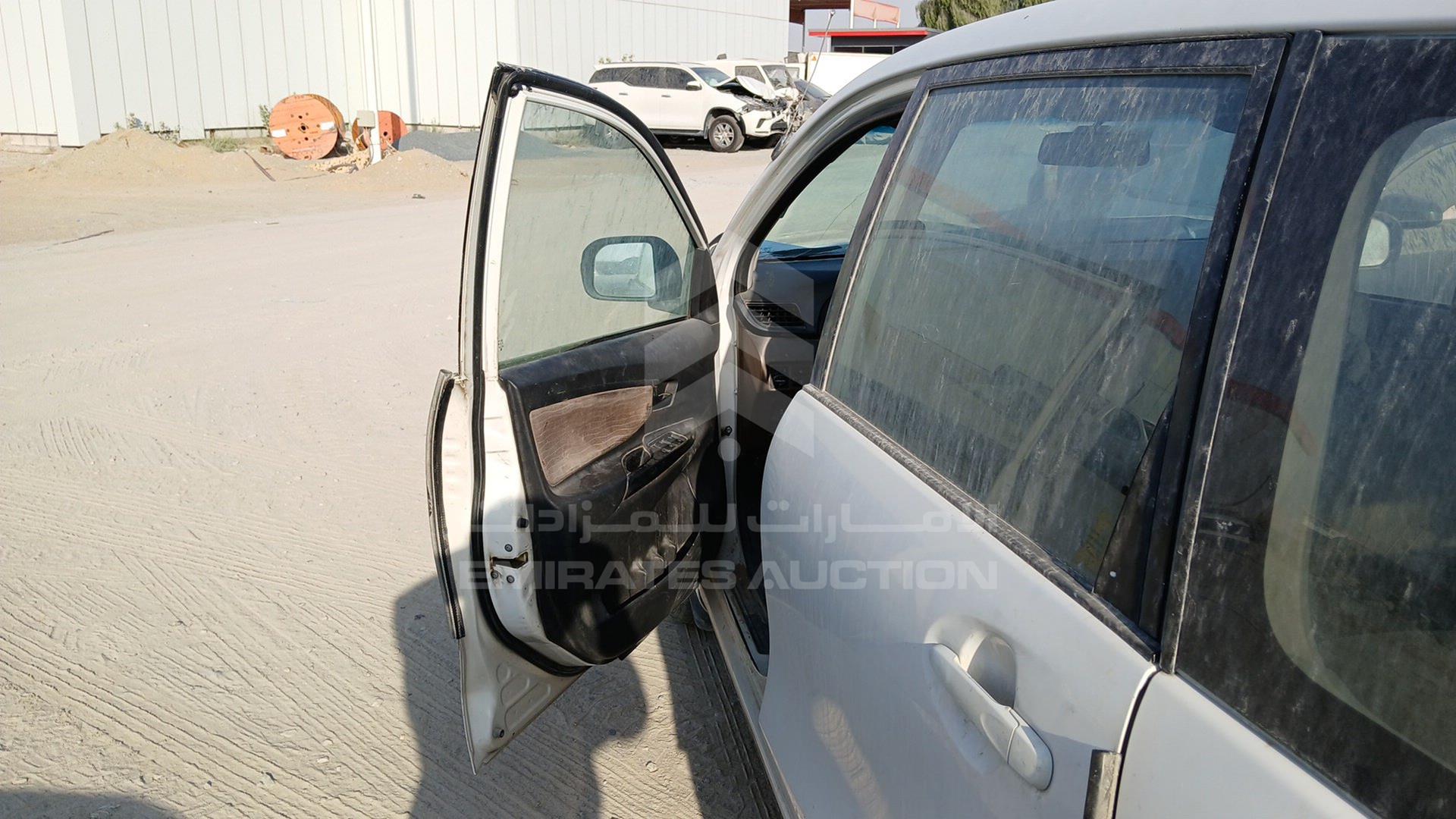 2017 TOYOTA AVANZA VIN: MHKMF53F0HK016718