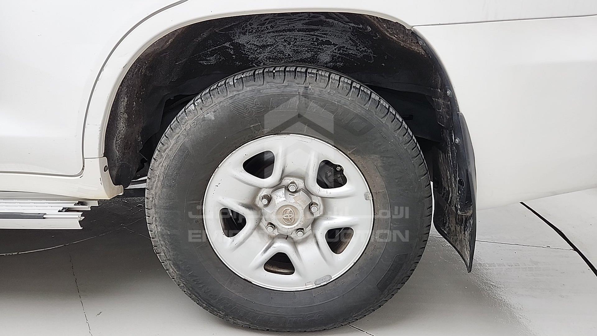 2015 TOYOTA LAND CRUISER VIN: JTMHU09JXF5098016