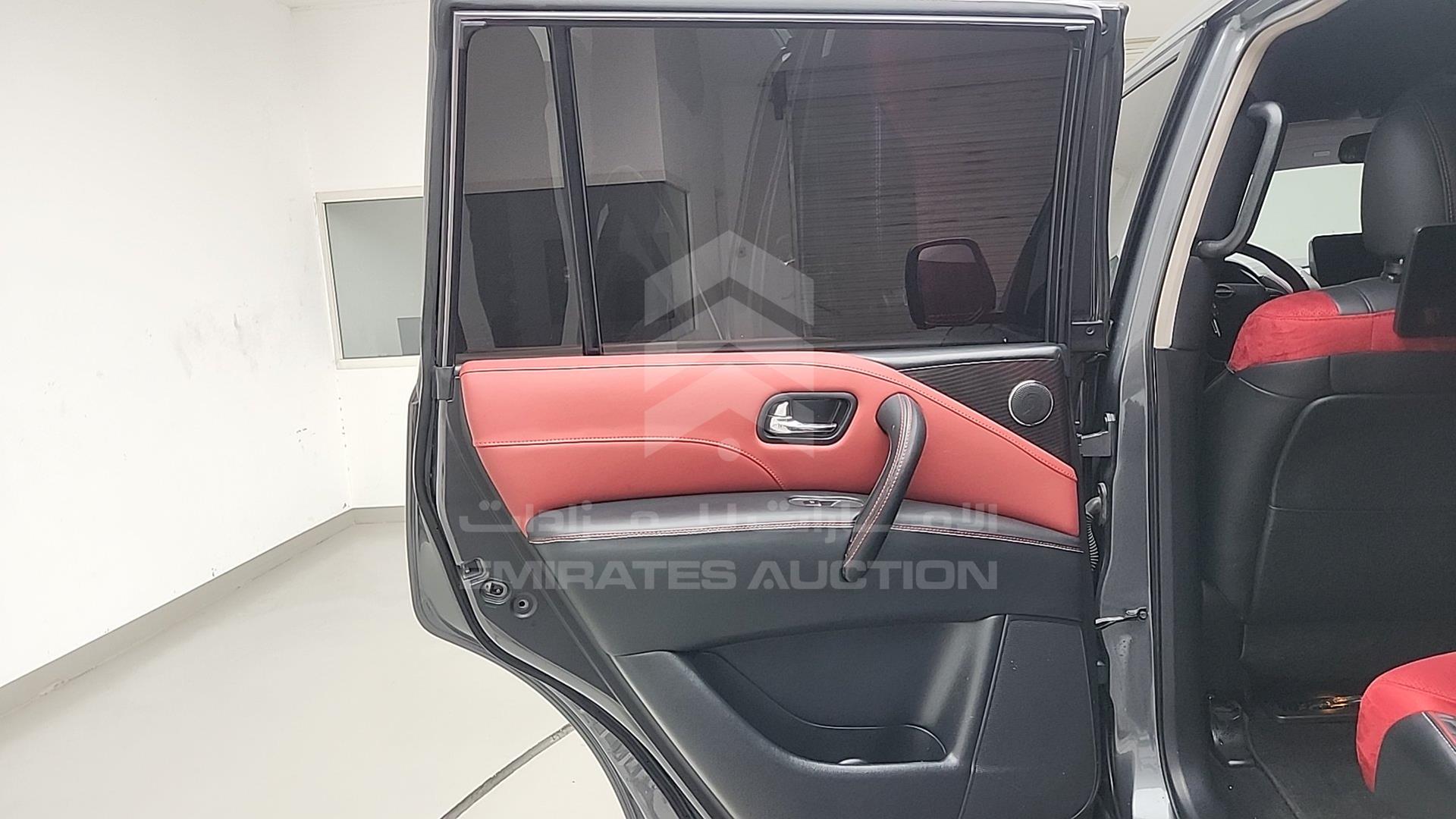 2014 INFINITI QX 80 VIN: JNRAZ2NY1E9040871
