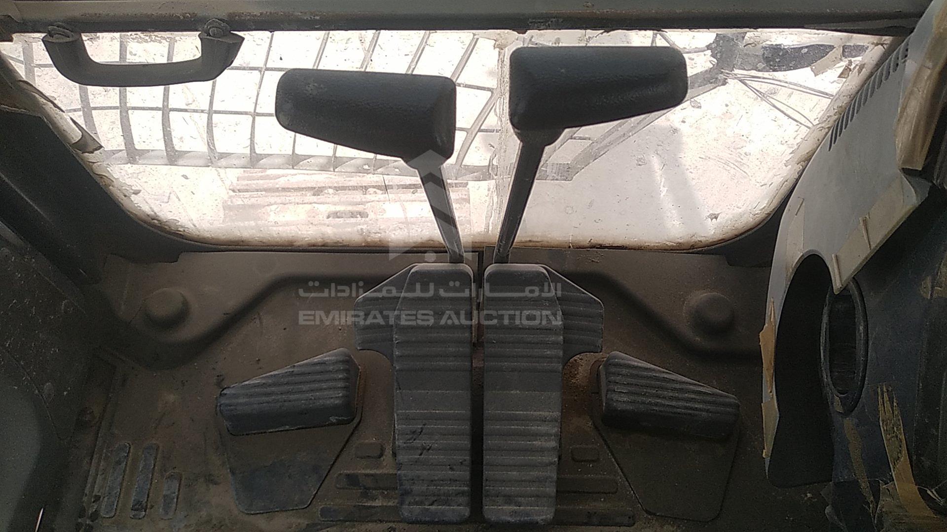 2013 KOMATSU EXCAVATOR VIN: KMTPC244P87C10549