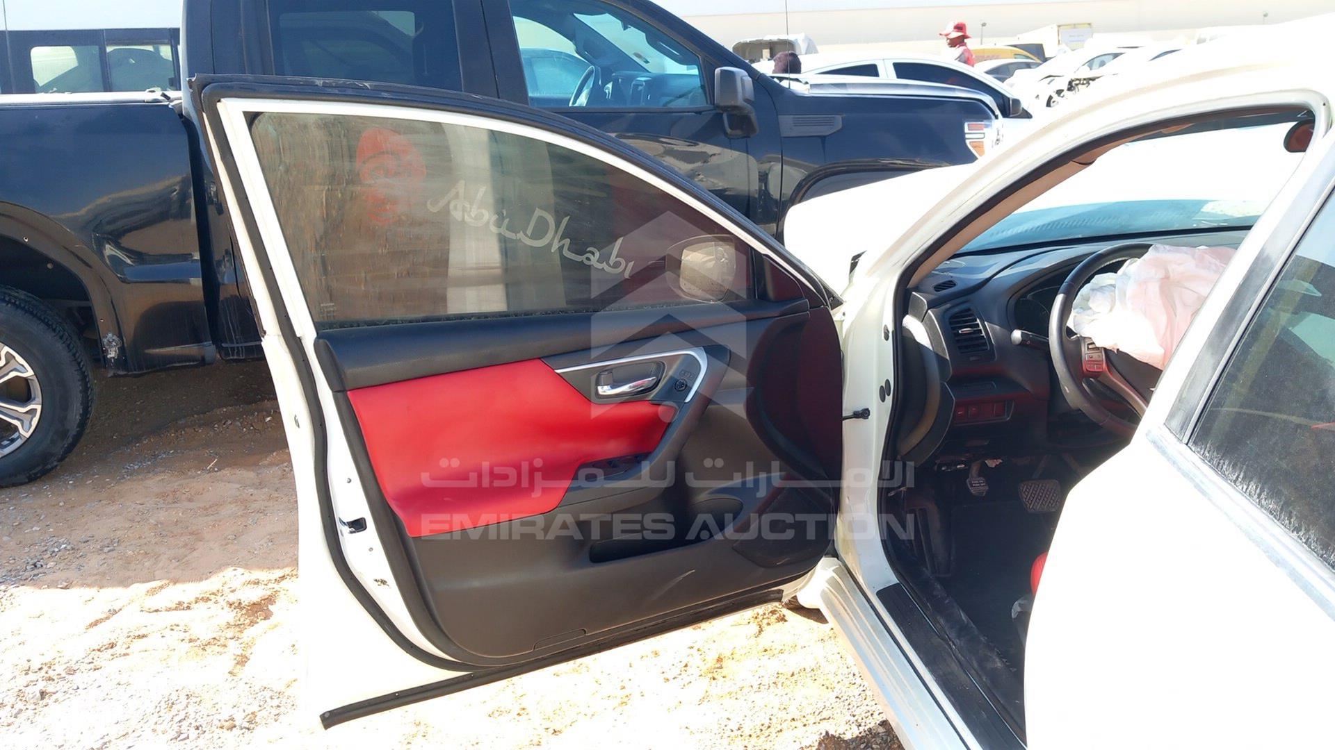 2018 NISSAN ALTIMA VIN: 1N4AL3A92JC254535