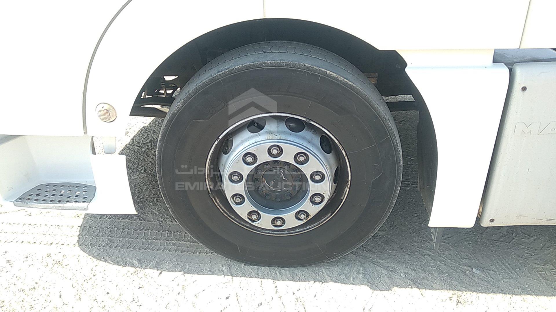 2013 MAN --- VIN: WMA06XZZ2DP043344