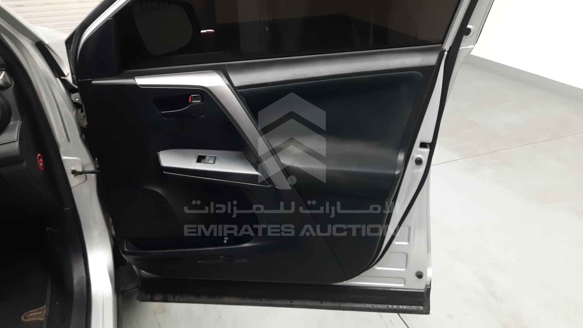 2016 TOYOTA RAV-4 VIN: JTMBF9EV4GJ054339