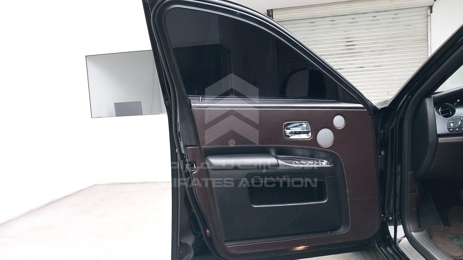 2019 ROLLS-ROYCE GHOST VIN: SCA664S00JUX43756