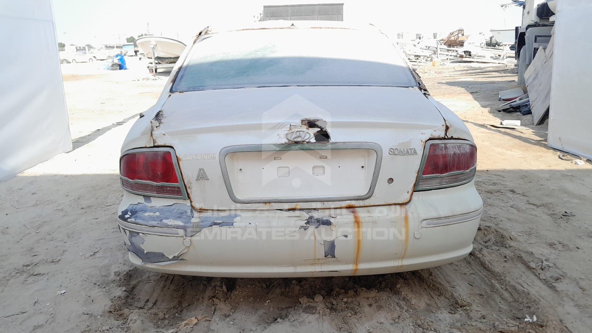 2003 HYUNDAI SONATA VIN: KMHEN41F43A822618
