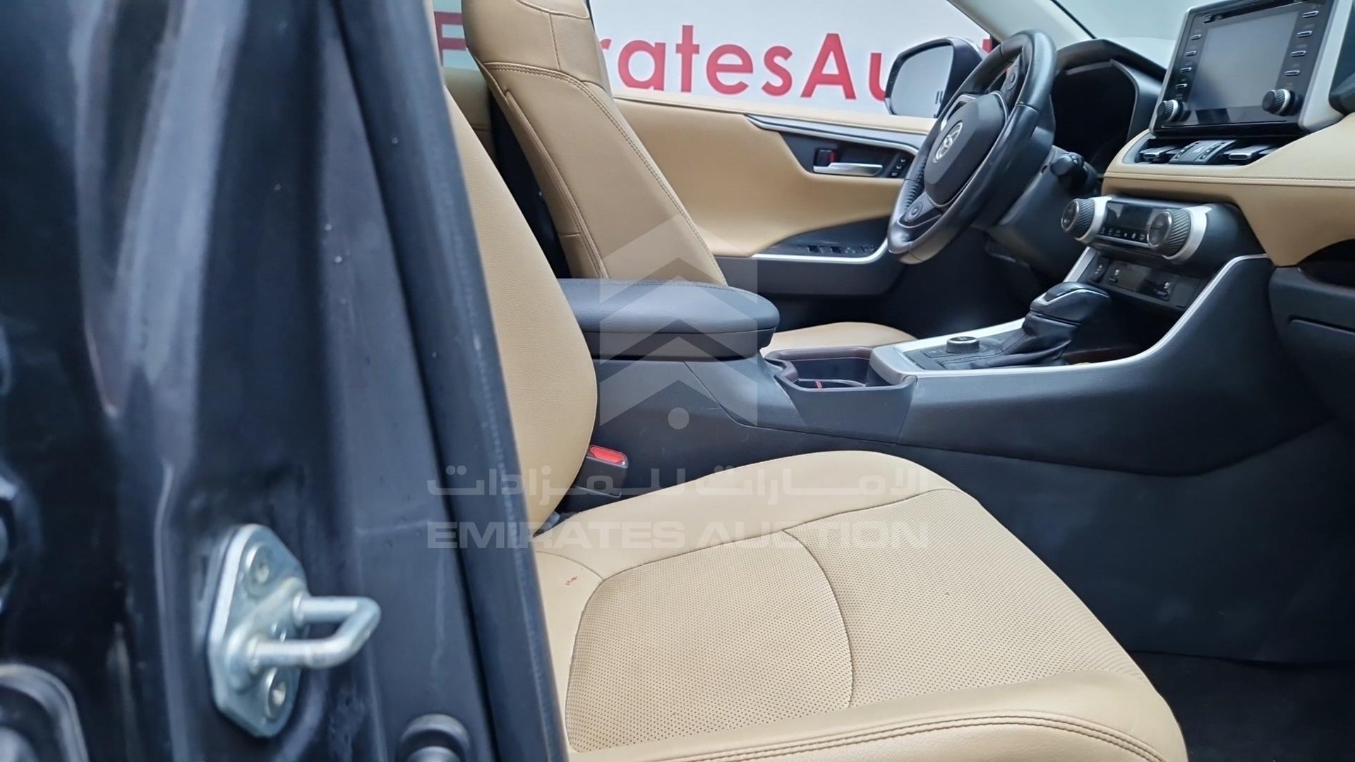 2021 TOYOTA RAV-4 VIN: JTMDW3FV5MD102476