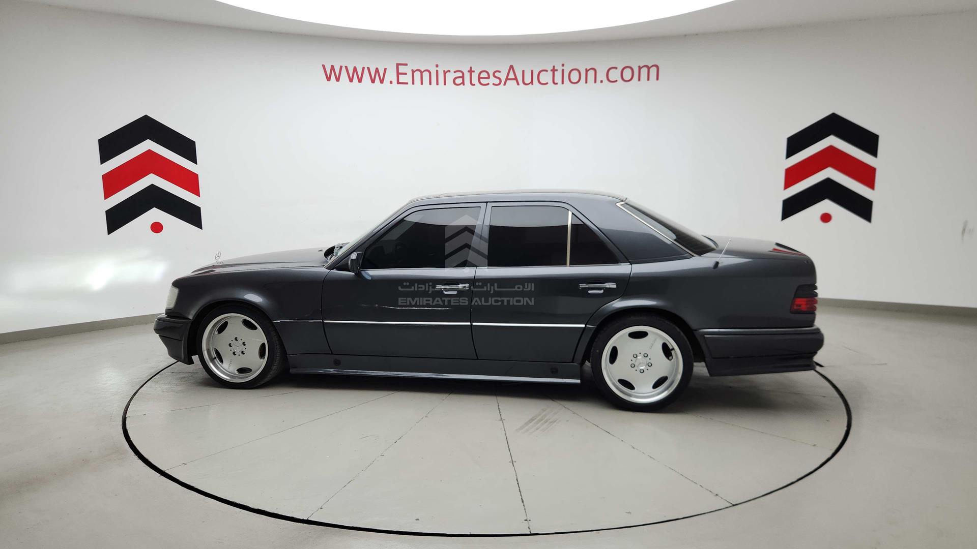1993 MERCEDES E 500 VIN: WDB1240341B923021