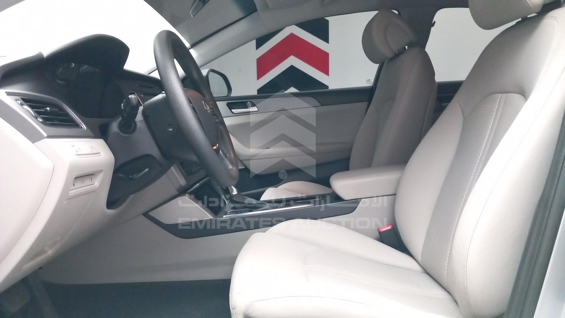 2017 HYUNDAI SONATA VIN: KMHE241G7HA278821