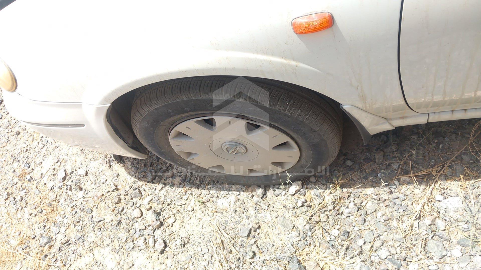 2005 NISSAN SUNNY VIN: JN1FN61C65W080533