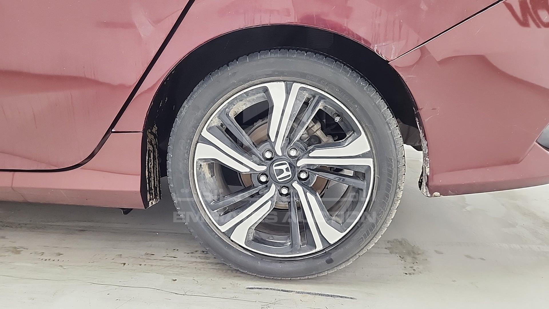 2018 HONDA CIVIC VIN: NLAFC5678JW004417
