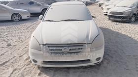 2005 Nissan Altima — Full Front View — Photo 1 — Thumbnail