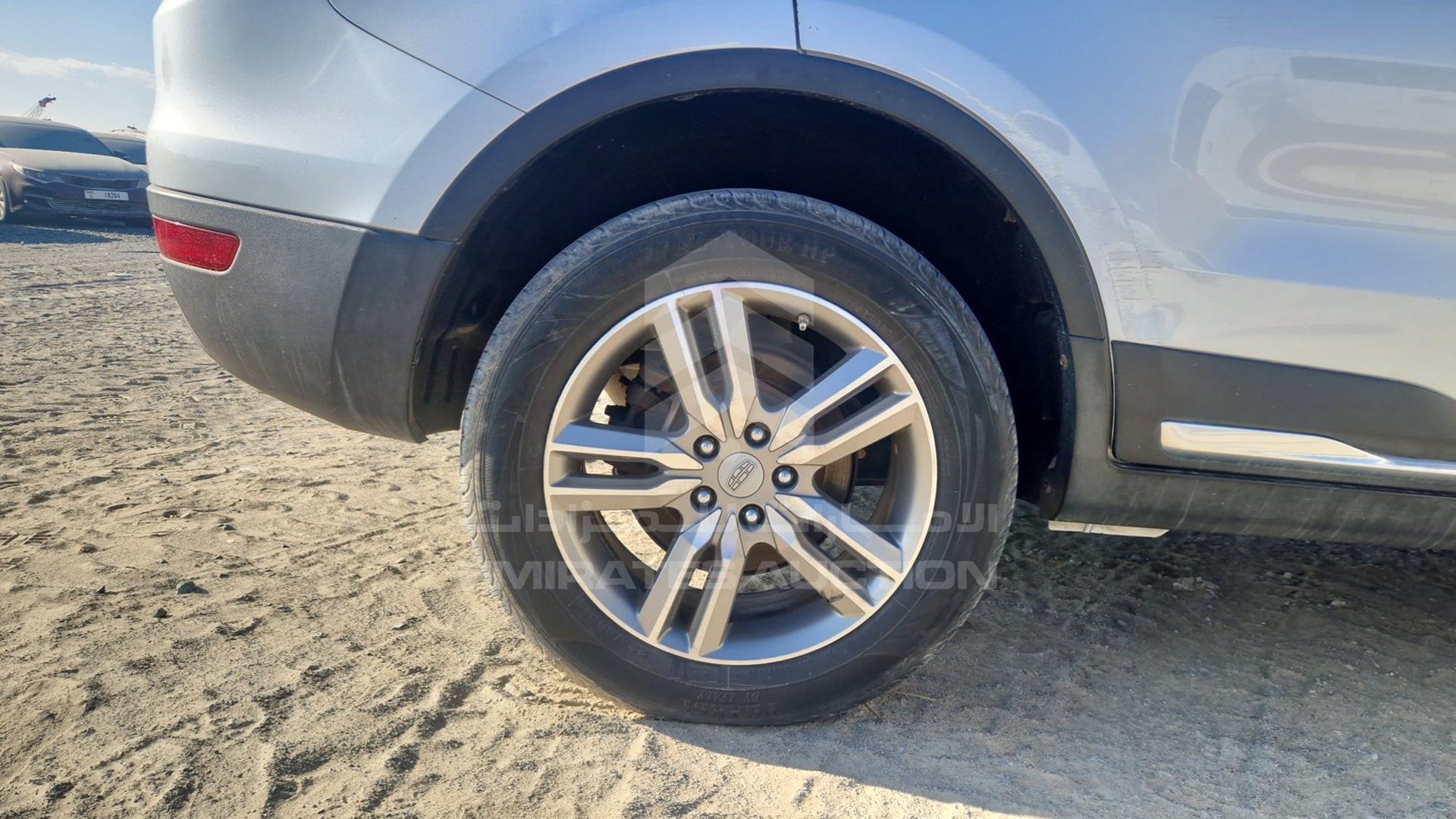 2017 GEELY EMGRAND VIN: L6T7762Z4HN407697