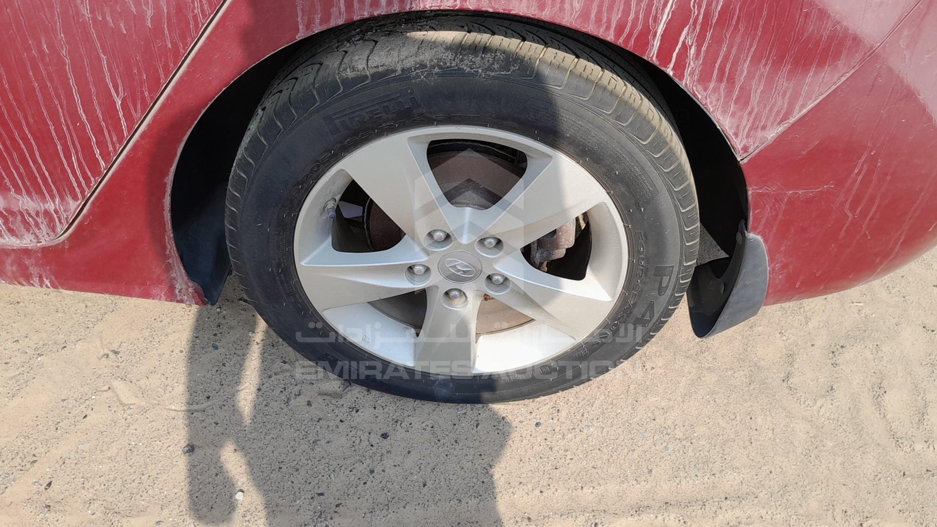 2013 HYUNDAI ELANTRA VIN: KMHDH4AE6DU945797