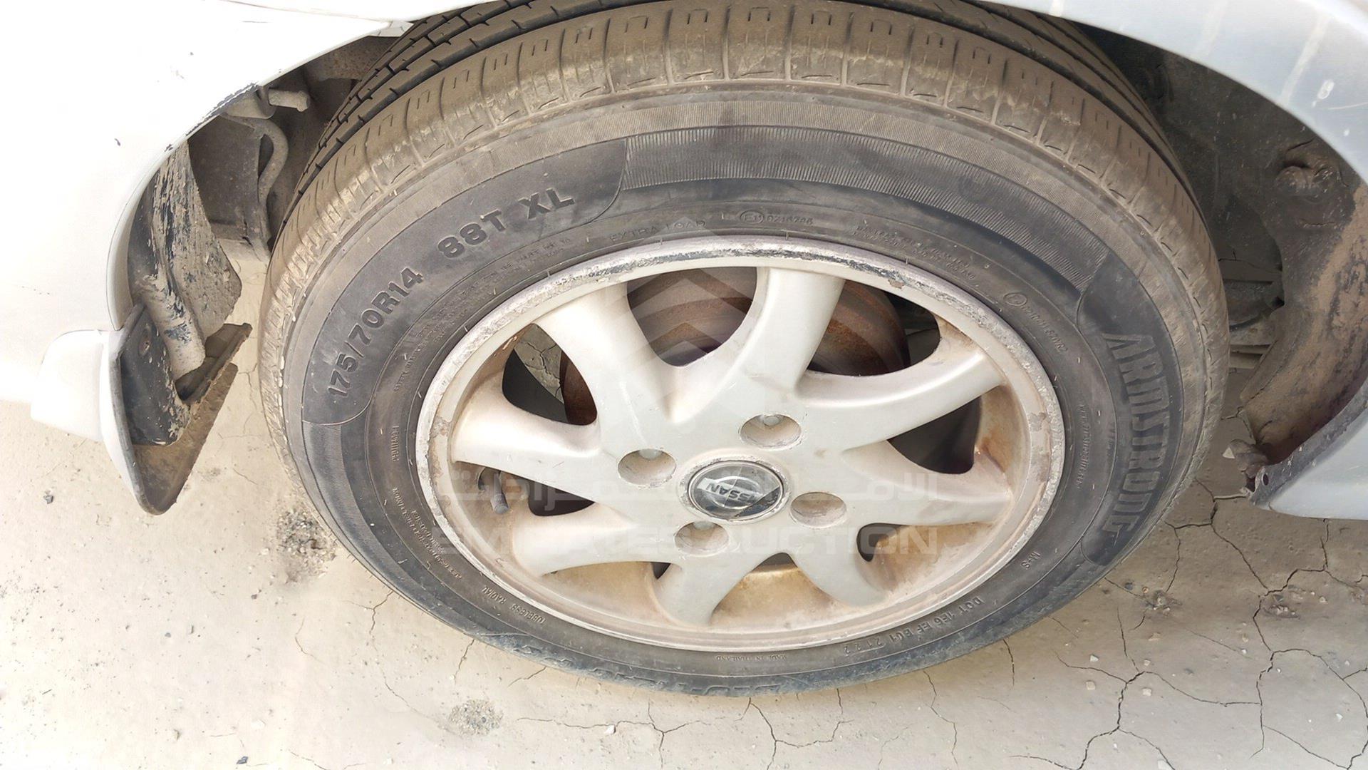 2002 NISSAN SUNNY VIN: JN1CBAN16Z0007312