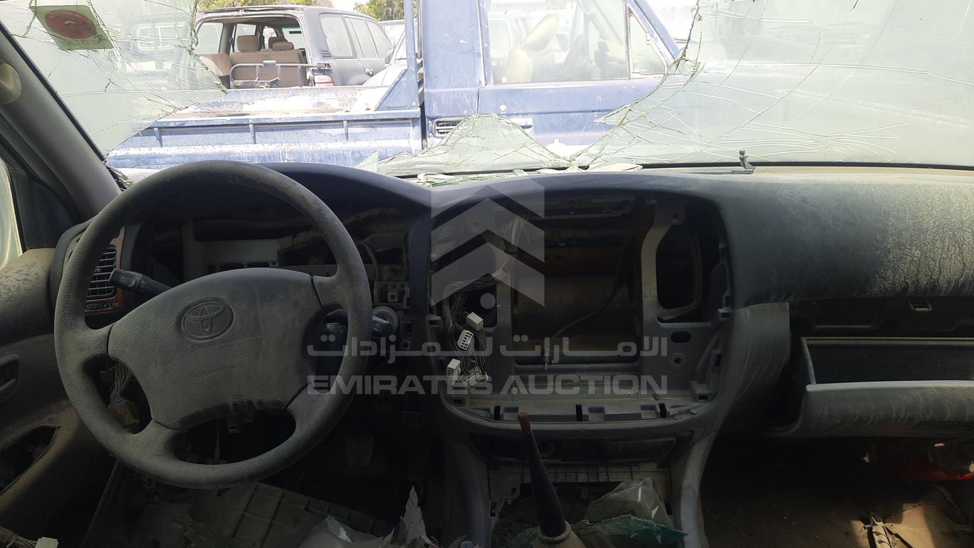 2004 TOYOTA LAND CRUISER VIN: JTECB09J543013541