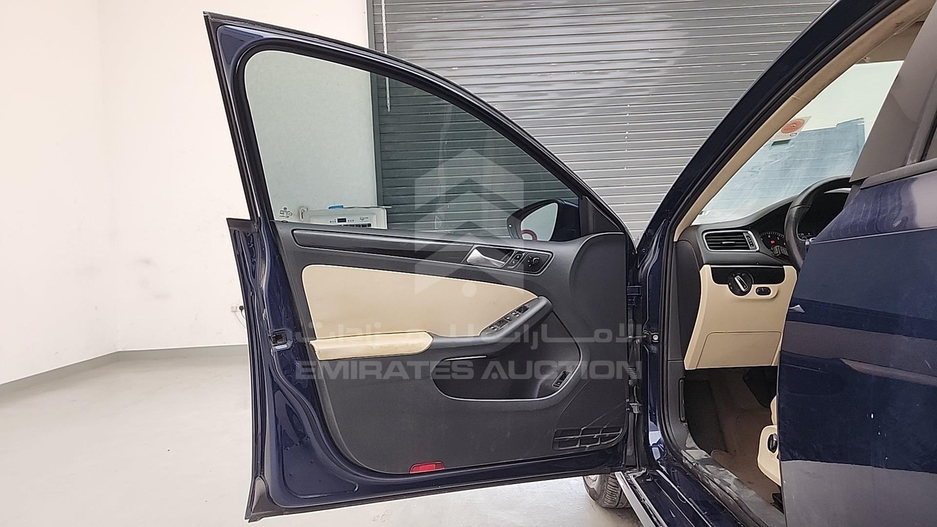 2012 VOLKSWAGEN JETTA VIN: WVWSV1161CM053550