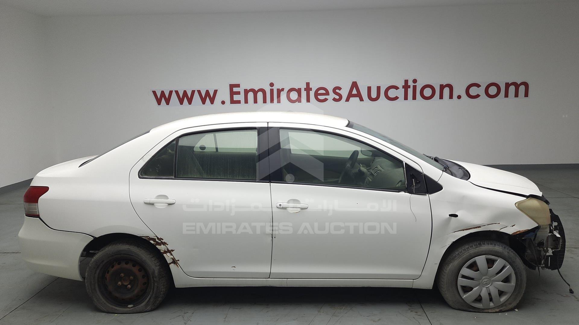 2010 TOYOTA YARIS VIN: JTDBW9232A1188342