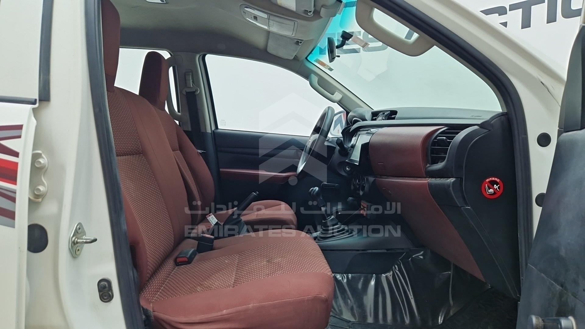 2022 TOYOTA HILUX VIN: MR0DX9CD6N2646012