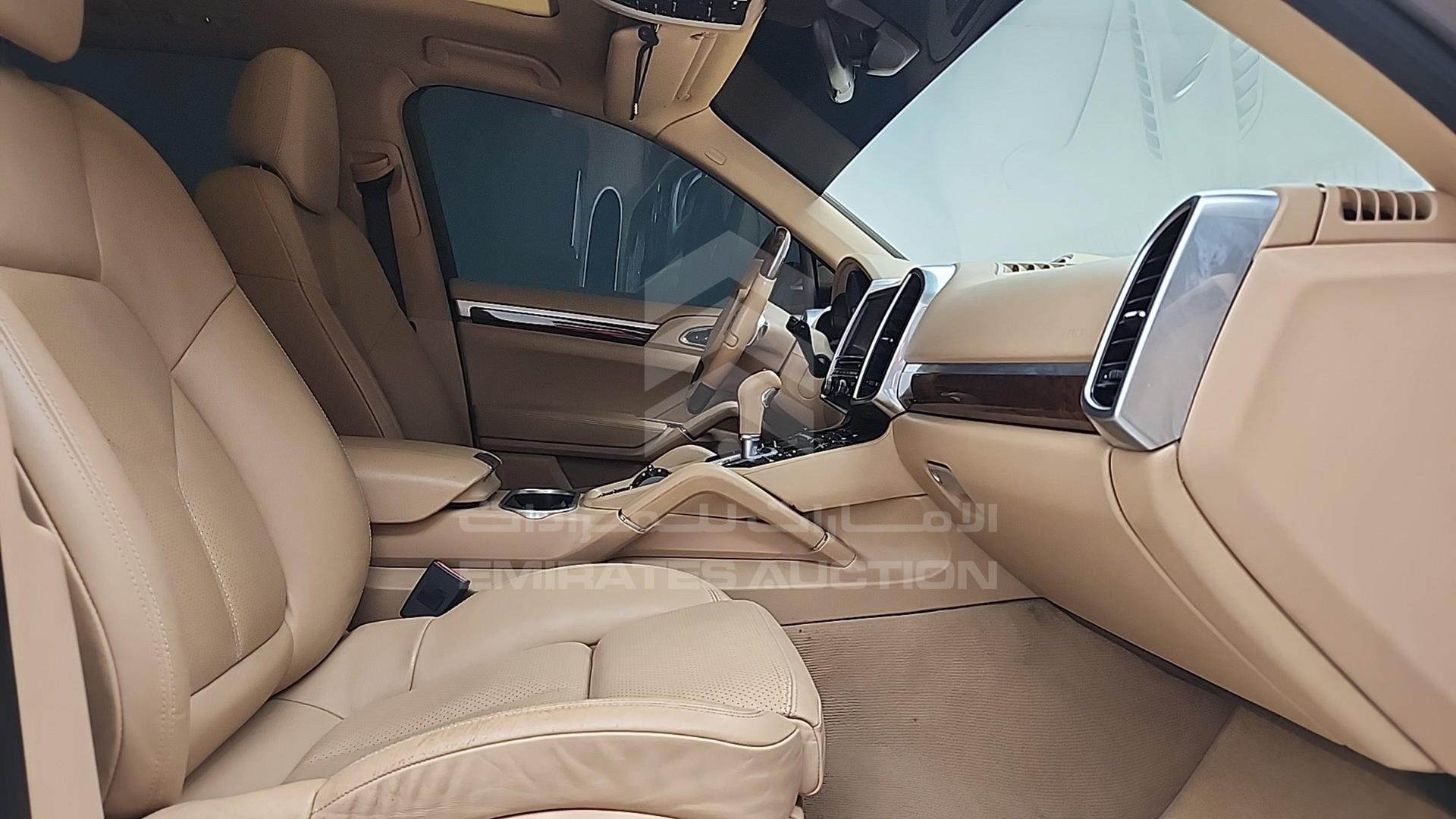 2013 PORSCHE CAYENNE VIN: WP1ZZZ92ZDLA83541