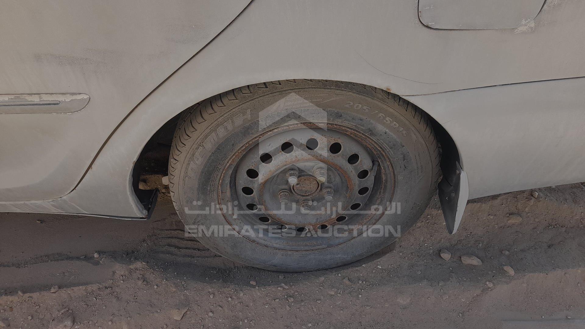 2004 TOYOTA CAMRY VIN: 6T1BE32K84X444136
