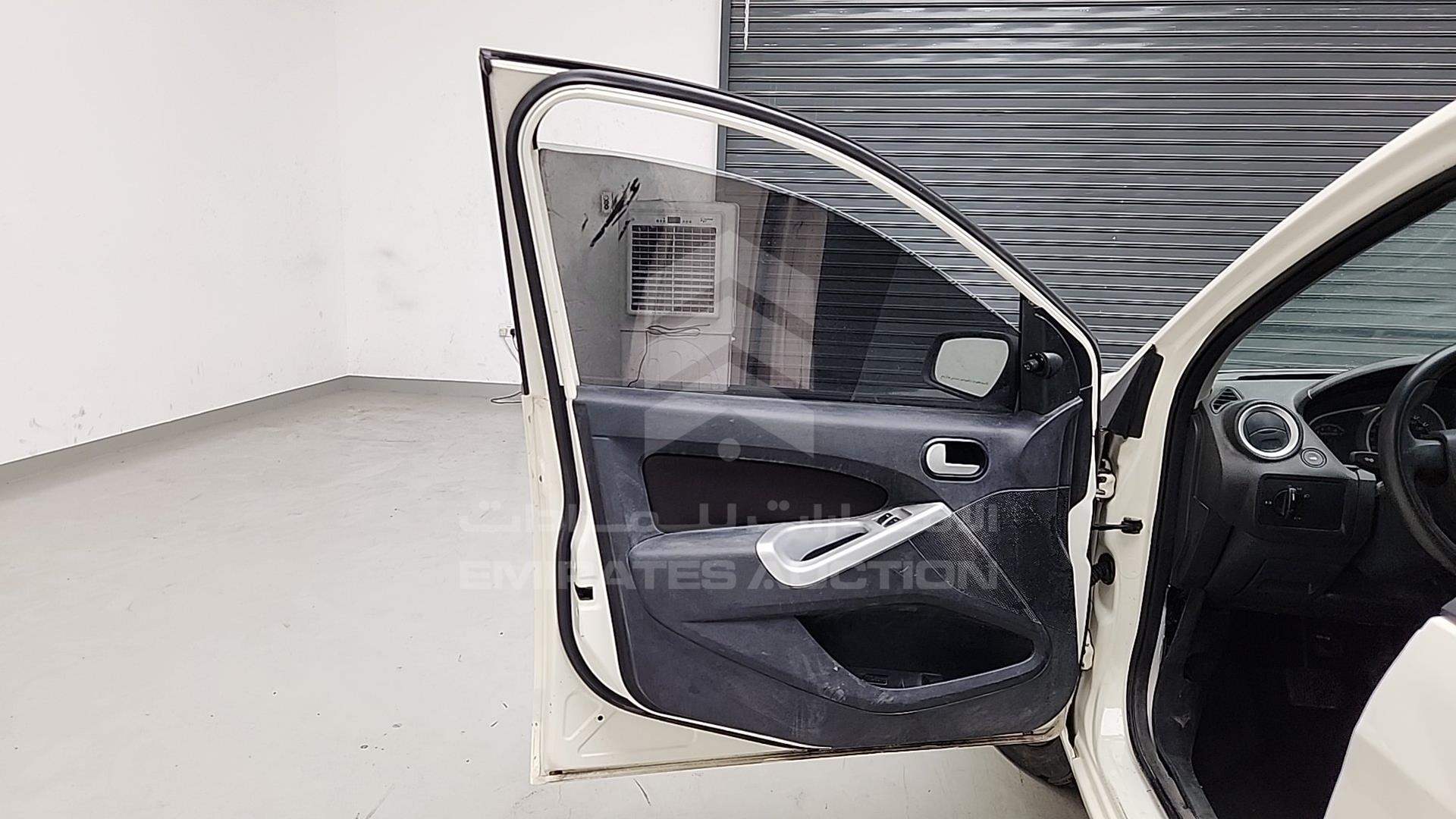 2012 FORD FIGO VIN: MAJTJ2ZD3CAD04765
