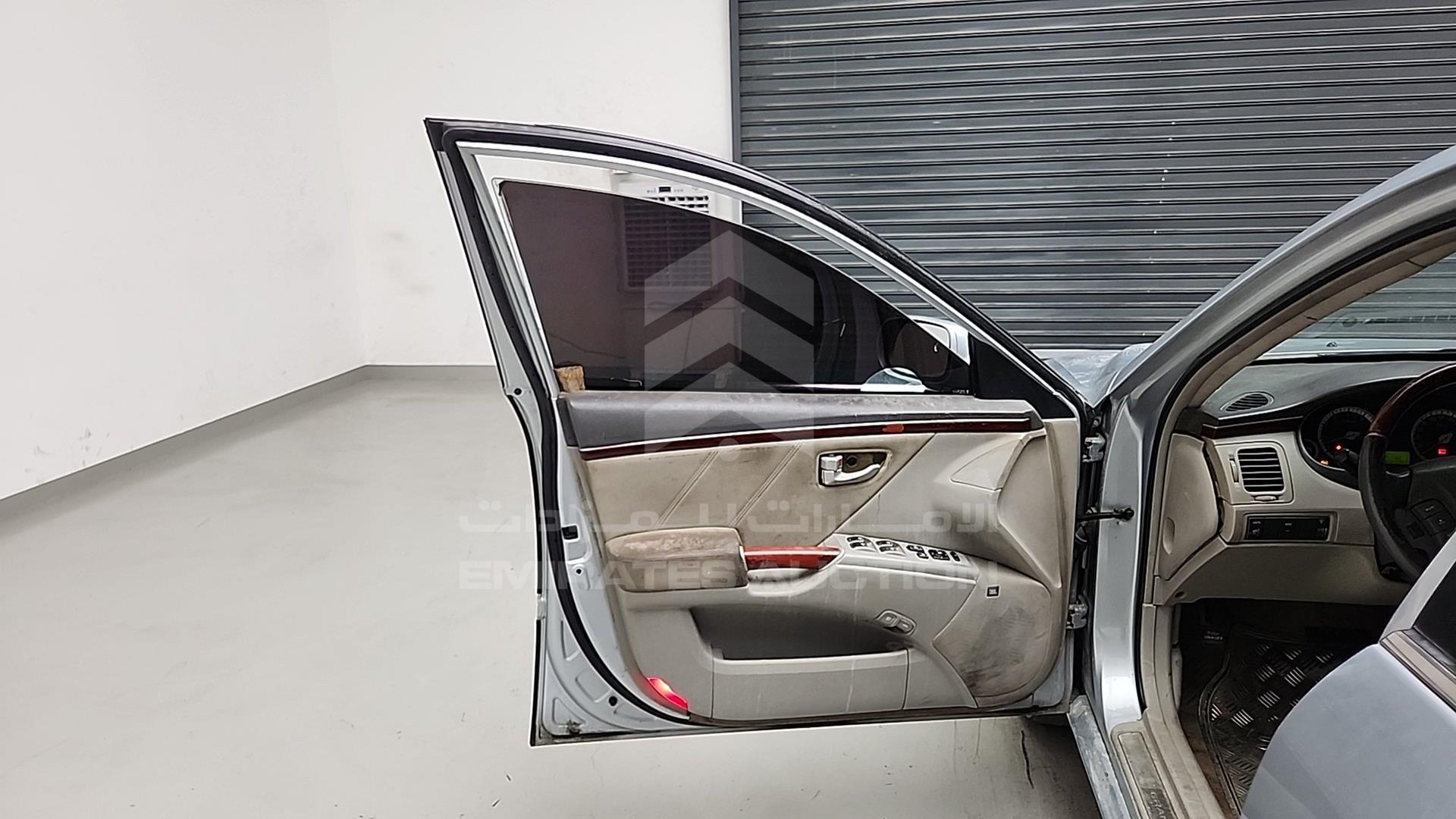 2006 HYUNDAI GRANDEUR VIN: KMHFB41BP6A050816